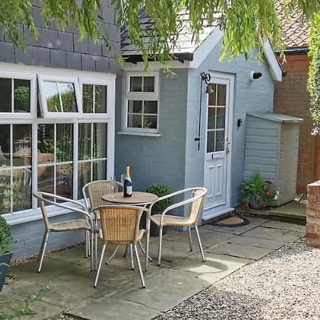 The Saddlery Holiday Cottage - Near Wolds And Coast North Thoresby Экстерьер фото