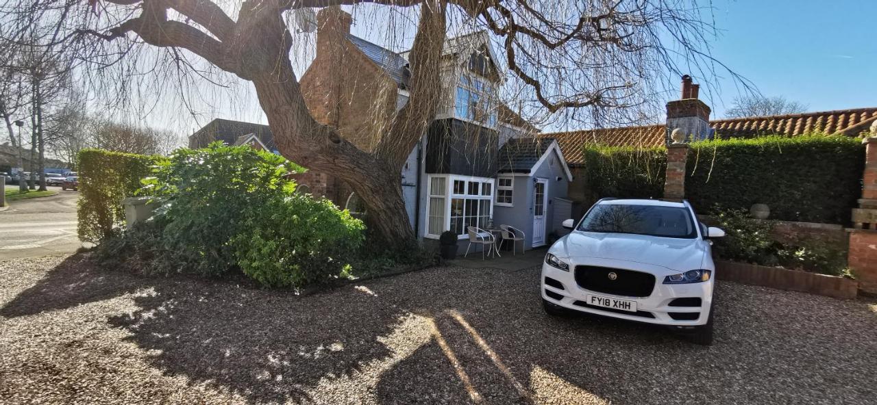 The Saddlery Holiday Cottage - Near Wolds And Coast North Thoresby Экстерьер фото